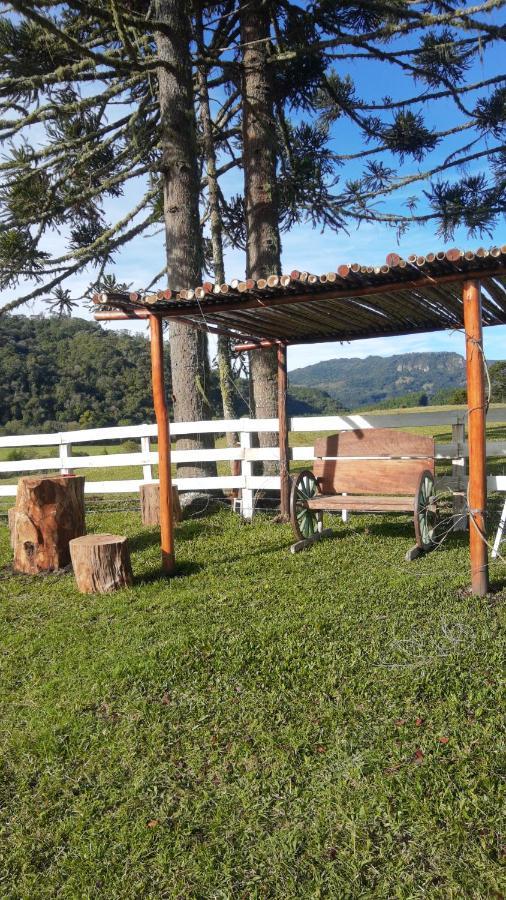 Fazenda Tamandua Casa De Campo - Cabana Coragem Rio Rufino Exterior photo