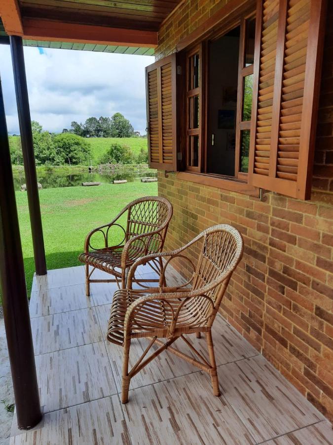 Fazenda Tamandua Casa De Campo - Cabana Coragem Rio Rufino Exterior photo